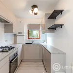 Rent 2 bedroom apartment in Edinburgh