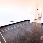 Affitto 5 camera appartamento di 95 m² in Genoa