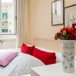 Rent a room of 108 m² in milan