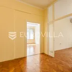 Najam 4 spavaće sobe stan od 178 m² u Zagreb