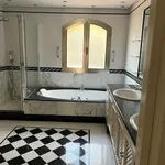 Alquilo 3 dormitorio apartamento de 238 m² en Puerto Banús