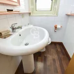 Affitto 8 camera casa di 182 m² in Sant'Agata li Battiati