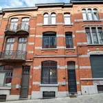 Rent 1 bedroom apartment in Charleroi