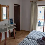 Quarto de 18 m² em Lagos