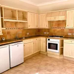 Rent 3 bedroom flat in West Midlands