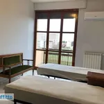 Rent 2 bedroom apartment of 65 m² in Rome