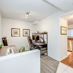 Appartement de 710 m² avec 1 chambre(s) en location à Old Toronto