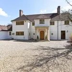 Rent 5 bedroom house in South East England