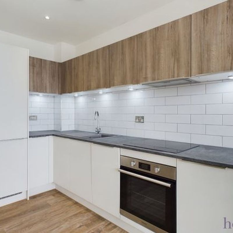 Flat to rent in London Road, Staines-Upon-Thames, Surrey TW18 Dorking