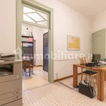 Rent 5 bedroom apartment of 200 m² in Brescia