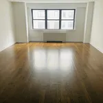 Rent 2 bedroom apartment of 1215 m² in Manhattan