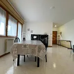 Rent 4 bedroom apartment of 96 m² in Roma