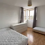 Rent a room of 50 m² in dublin