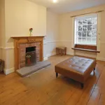 Rent 6 bedroom house in Louth