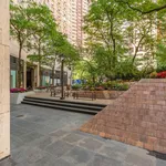 Rent 2 bedroom apartment of 115 m² in New York