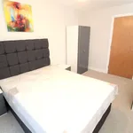 Rent 2 bedroom flat in Salford