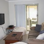 Rent 3 bedroom house in Bentley