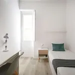 Rent a room in lisbon