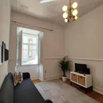 Rent 5 bedroom apartment of 75 m² in Lisboa