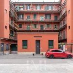 Rent 2 bedroom apartment of 50 m² in Milano