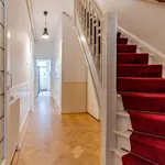 Rent 8 bedroom house of 220 m² in Van Hoytemastraat en omgeving