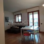 Rent 1 bedroom apartment of 100 m² in Milano