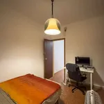 Rent a room of 100 m² in barcelona