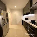 Rent 4 bedroom house of 220 m² in Bangkok