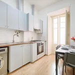 Rent 4 bedroom apartment in Lisbon