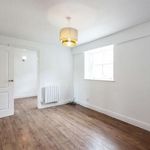 Rent 3 bedroom house in East Midlands