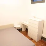 Rent a room in lisbon