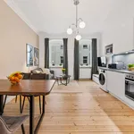 Rent 1 bedroom apartment of 45 m² in Berlin