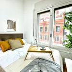 Rent 6 bedroom house in Madrid