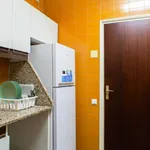 Rent a room of 90 m² in Barcelona