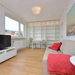 Miete 1 Schlafzimmer wohnung von 377 m² in Stuttgart