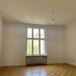 Rent 3 bedroom apartment of 93 m² in Berlin