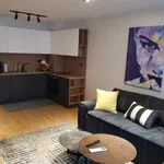 Rent 2 bedroom apartment of 77 m² in Кършияка