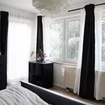 Miete 4 Schlafzimmer wohnung von 122 m² in Ahrensfelde