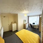 Rent 6 bedroom apartment in East Of England