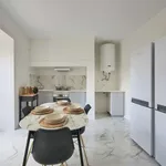 Rent a room in lisbon