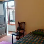 Rent 6 bedroom house in Lisbon