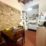 Rent 1 bedroom apartment of 35 m² in Florence