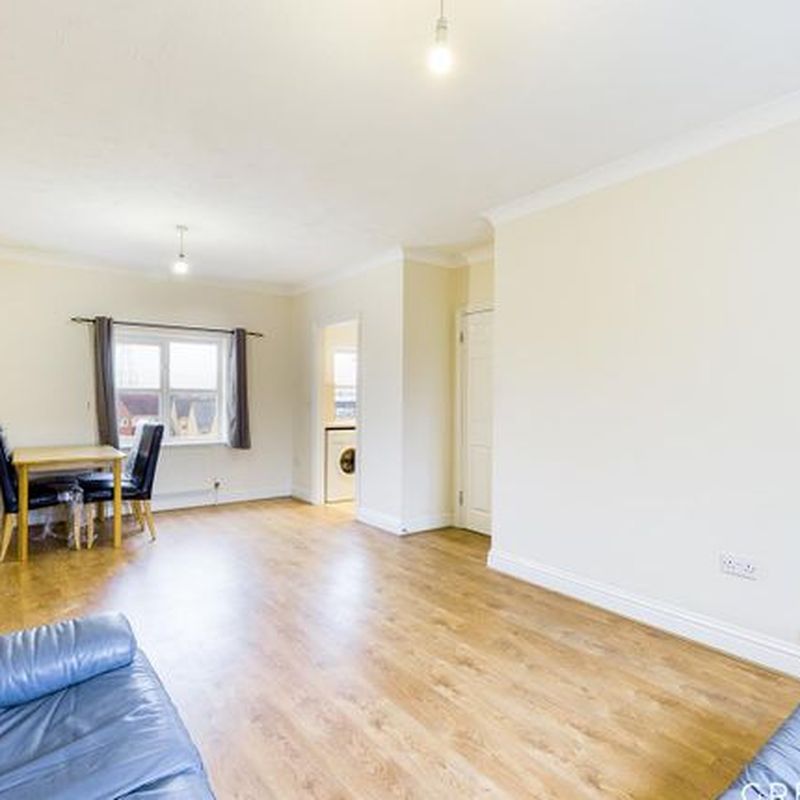Flat to rent in Capstan Place, Colchester CO4 Hornestreet