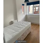 Rent 2 bedroom apartment in North West England