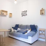 Rent 1 bedroom apartment of 30 m² in madrid