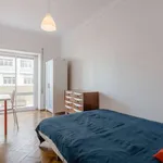 Rent a room in lisbon