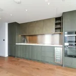 Rent 3 bedroom flat in London