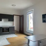 Pronajměte si 3 ložnic/e byt o rozloze 69 m² v Prague