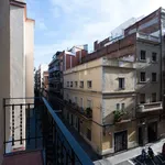 Rent 3 bedroom apartment in Barcelona