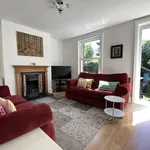 Rent 3 bedroom house in Mole Valley